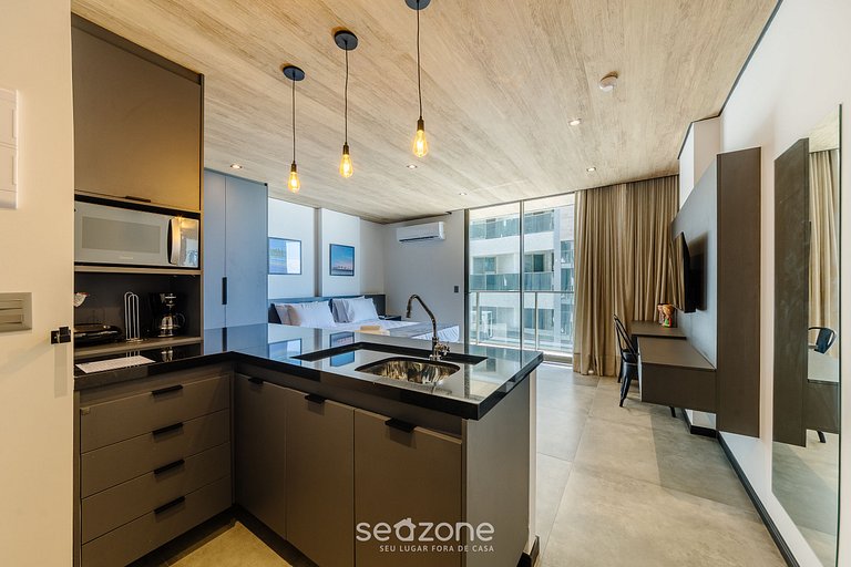 Hermoso Estudio con Vista Lateral al Mar NWT0908