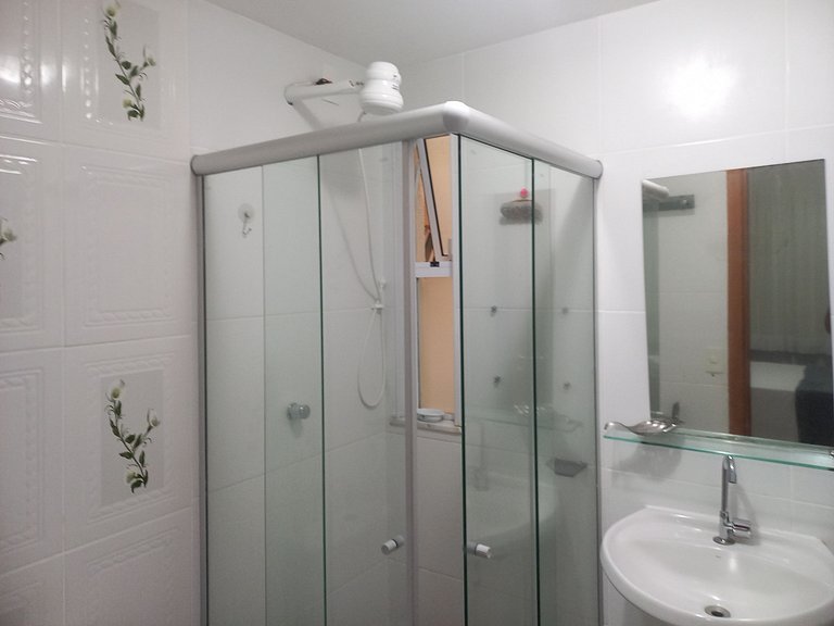 Depto Moderno a 850m de Praia do Sul – VGT025