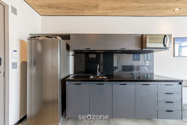 Estudio na costa con gimnasio y piscina NWT0616