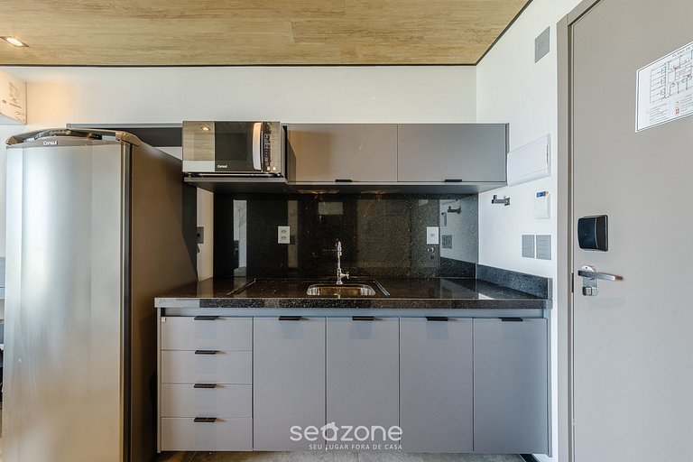 Estudio elegante c/ vista lateral mar - NWT0610