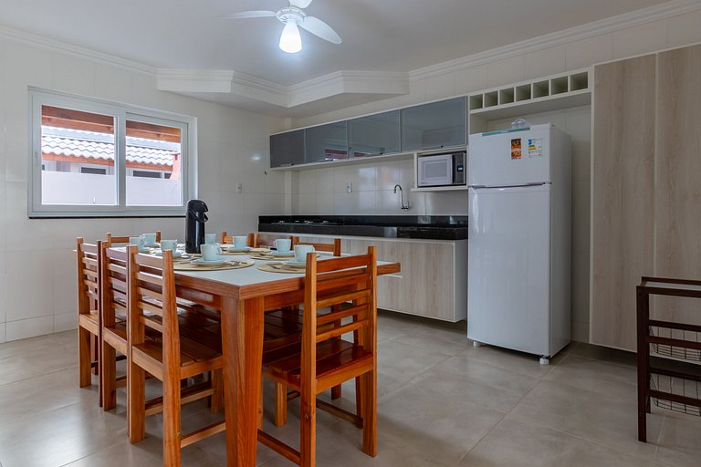 Casa en condo c/ piscina cerca de la Playa MGI025