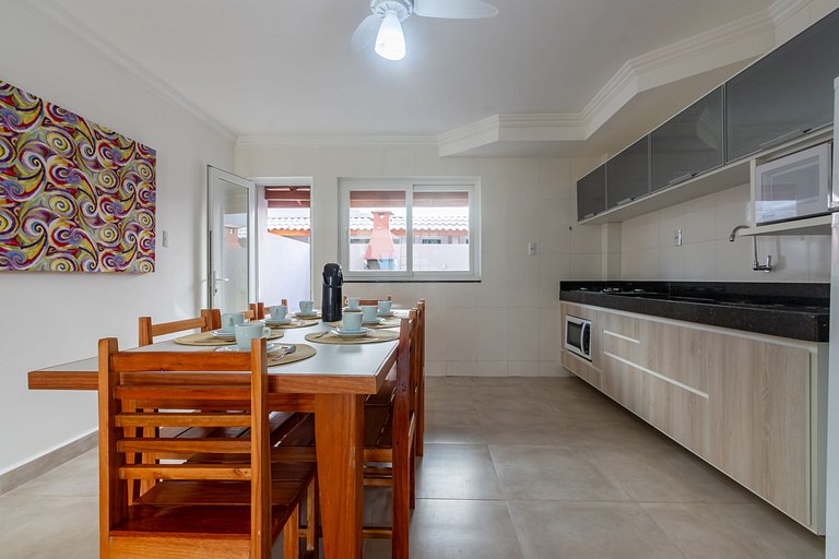 Casa en condo c/ piscina cerca de la Playa MGI025