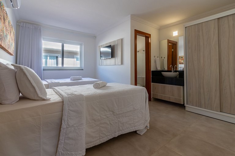 Casa en condo c/ piscina cerca de la Playa MGI025