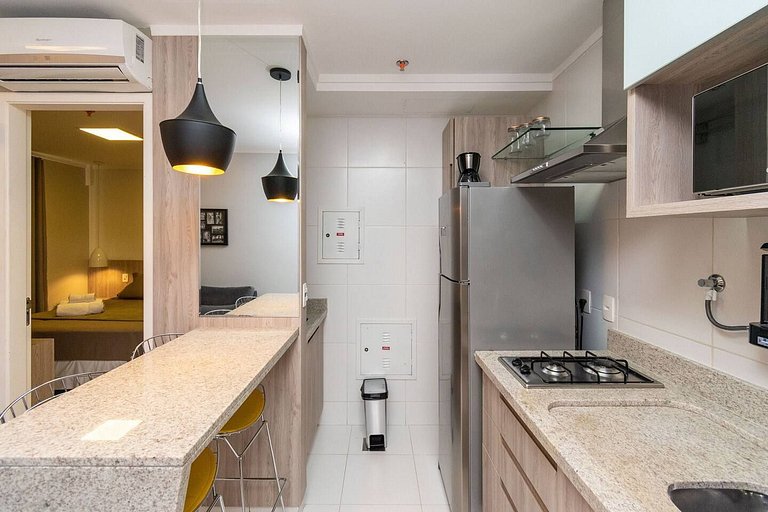 Estudio en cond. con gym y piscina - MBCA0302