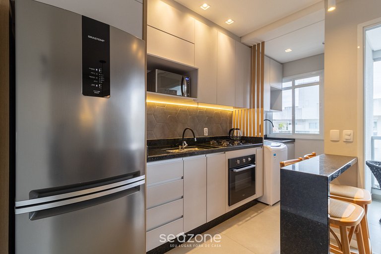 Apto em Prédio c/ Piscina STN0404