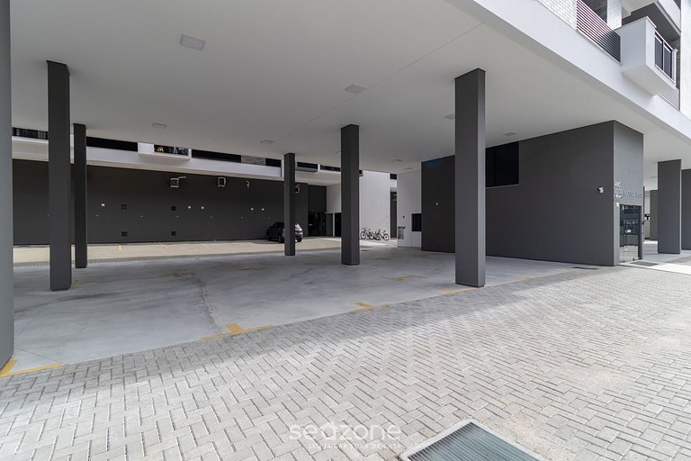 Apt. c/ churrasqueira a 800 m da praia ACB0202
