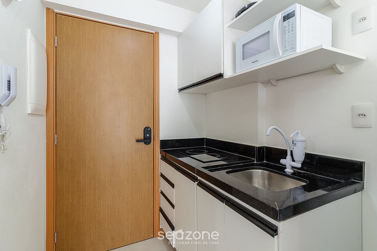 Studio a 450m do Farol e da praia - PRV0404