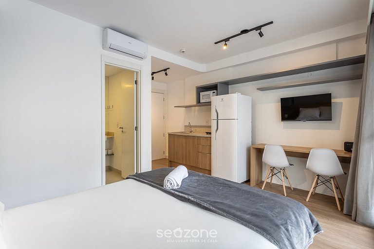 Studio encantador a 550 m metro Brooklin ATB2014