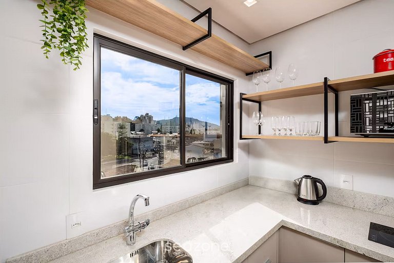 Studio confortável próx da UFSC SSG125