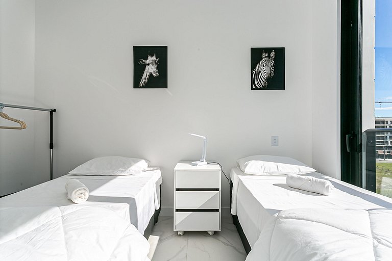 Hermoso apto a 5 min de la playa de Jurerê EPC025