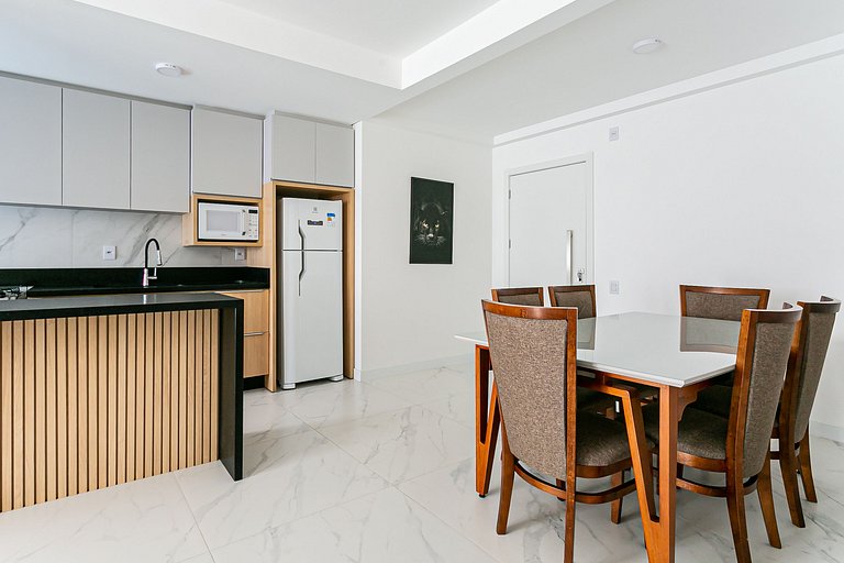 Hermoso apto a 5 min de la playa de Jurerê EPC025