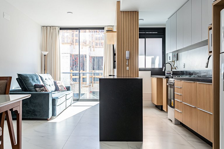 Hermoso apto a 5 min de la playa de Jurerê EPC025