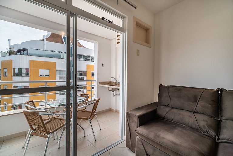 Belo Apto aconchegante Próx. da UDESC | RFY0025