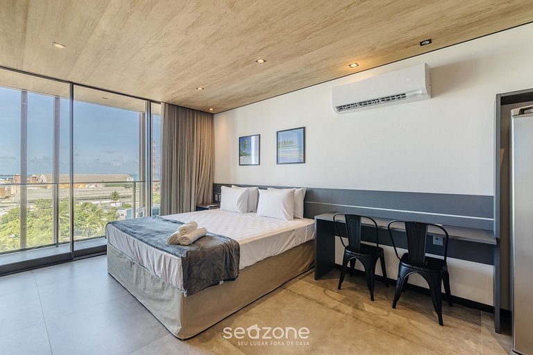 Hermoso Estudio con Vista Lateral al Mar NWT0920