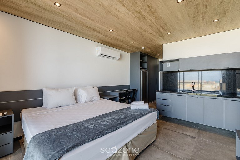 Hermoso Estudio con Vista Lateral al Mar NWT0922