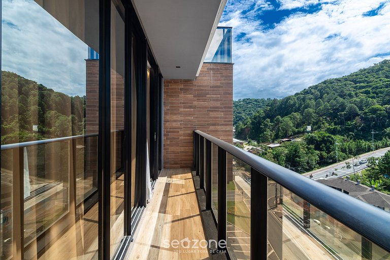 Apto c/ 2 Suítes prox. ao Shopping BC TSO0602