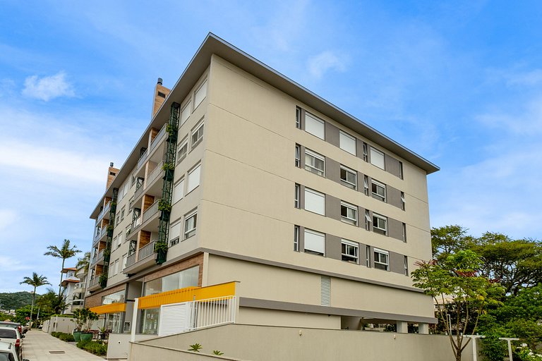 Hermoso apto a 230m de la playa en Jurerê MOR025