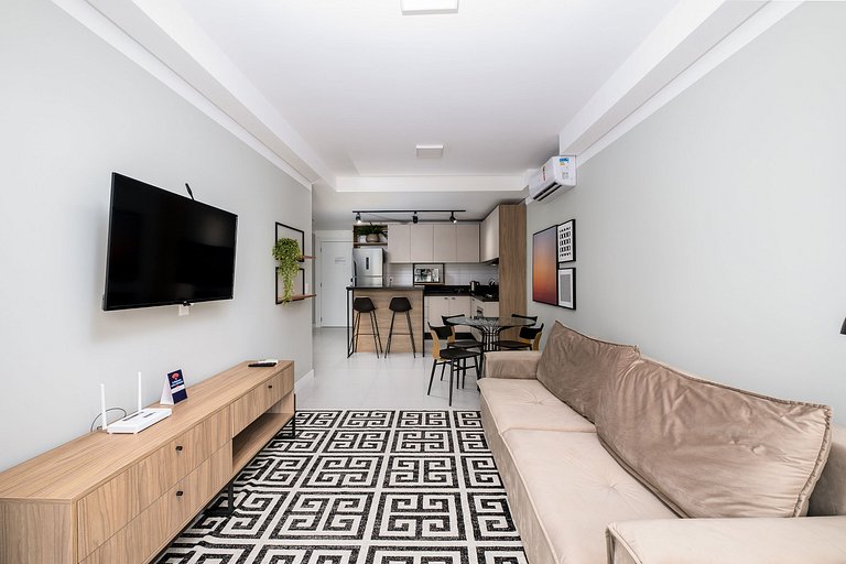 Lindo Apto 230m da praia em Jurerê MOR025