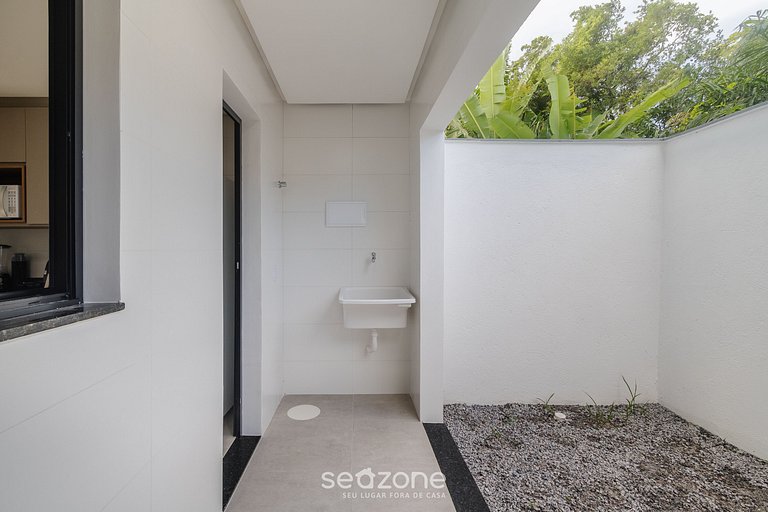 Apto en Condo c/ Piscina 700m de la Playa NVM0010