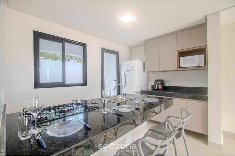 Apto em Condo. c/ Churrasq. 700m da Praia NVM0009