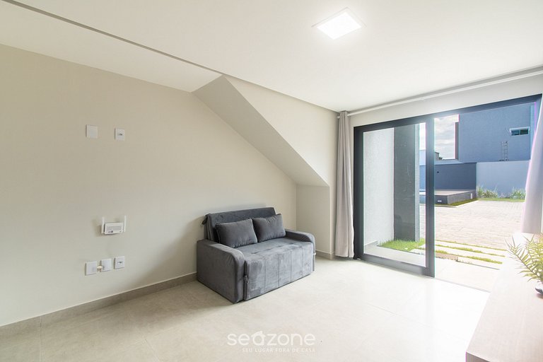 Apto em Condo. c/ Churrasq. 700m da Praia NVM0009