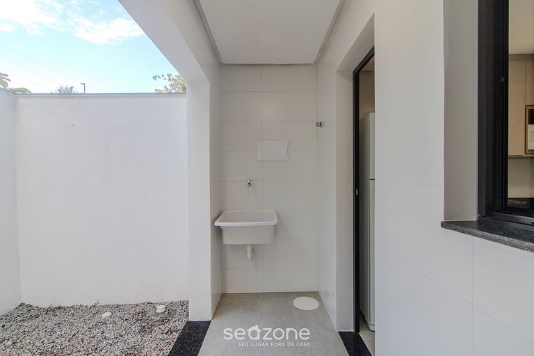 Apto em Condo. c/ Churrasq. 700m da Praia NVM0009