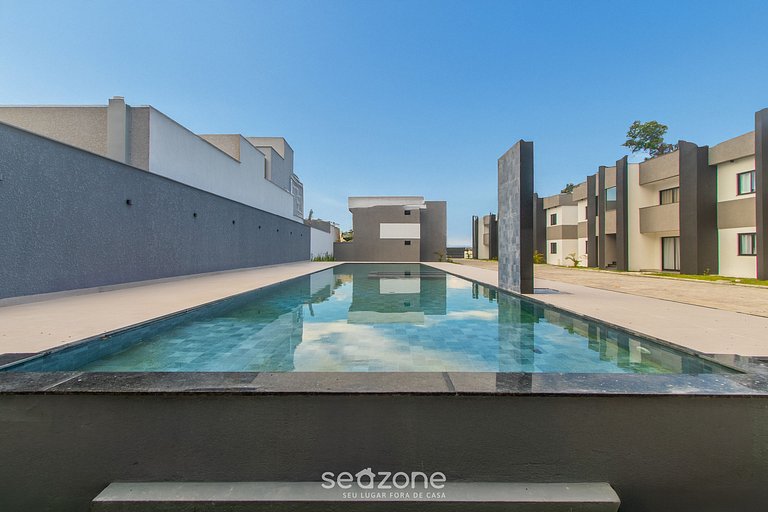 Apto en Condo c/ Piscina 700m de la Playa NVM0010