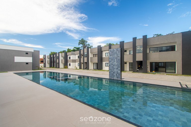 Apto em Condo. c/ Churrasq. 700m da Praia NVM0009