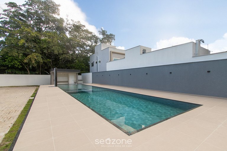 Apartamentos con piscina a 700m de la playa de Taperapuan NV