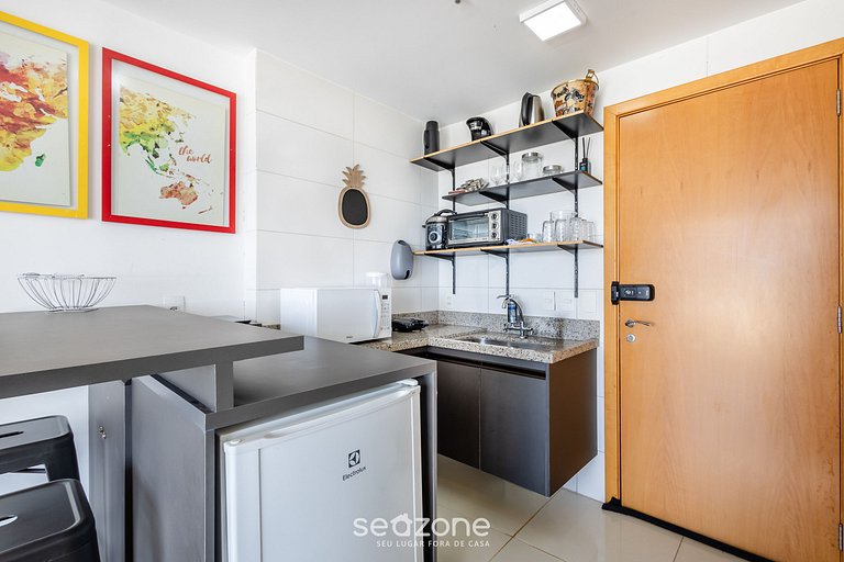 Estudio moderno con vista a la piscina | DPAC0116