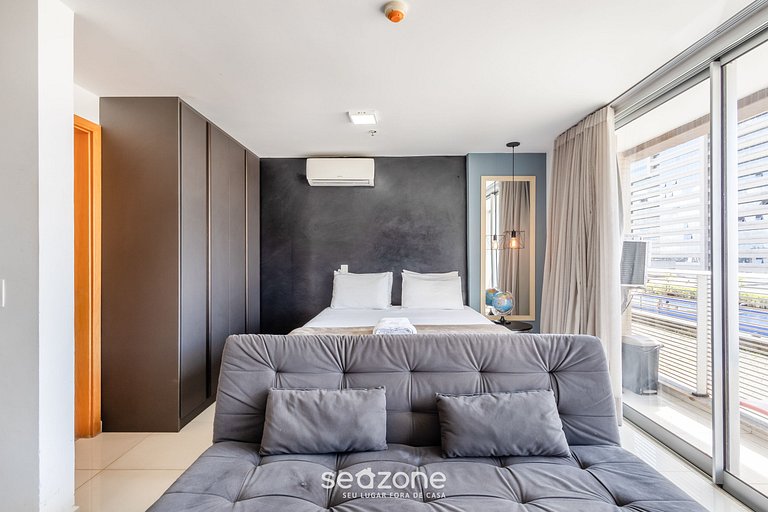 Estudio moderno con vista a la piscina | DPAC0116