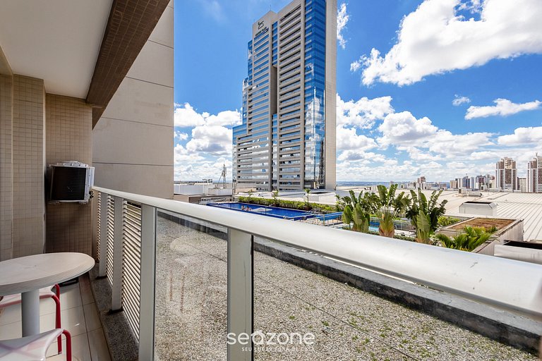 Estudio moderno con vista a la piscina | DPAC0116