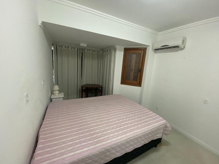 Apto con suites a 500 m de Playa Jurerê | CPJ504