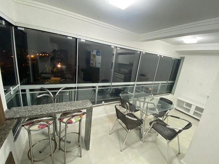 Apto con suites a 500 m de Playa Jurerê | CPJ504