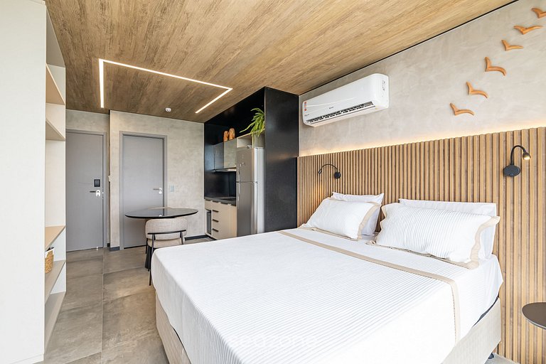 Estudio moderno frente al mar NWTA0608