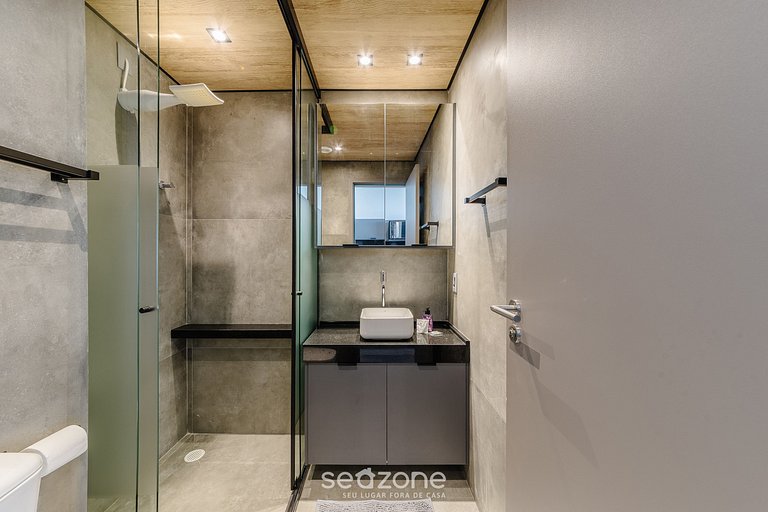 Hermoso Estudio con Vista Lateral al Mar NWT0912