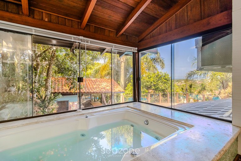 Casa con piscina y skate park STM0500