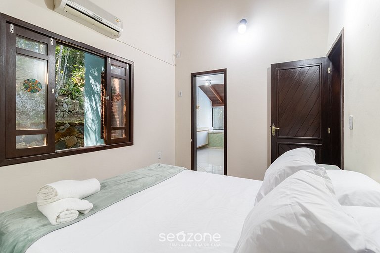 Casa con piscina y skate park STM0500