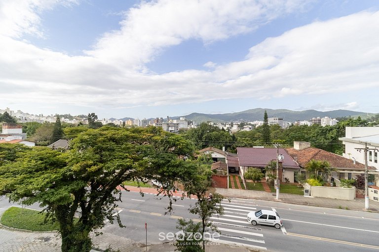 Sofisticação e conforto na Carvoeira – SRE0201