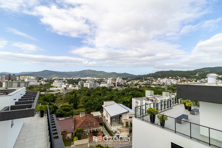 Sofisticação e conforto na Carvoeira – SRE0201