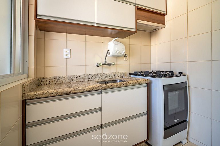 Apto c/ Churasq. a 50m da Praia RVG0207