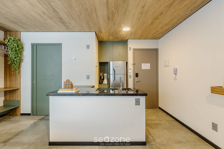 Estúdio Moderno c/ Vista Mar Lateral NWT1003