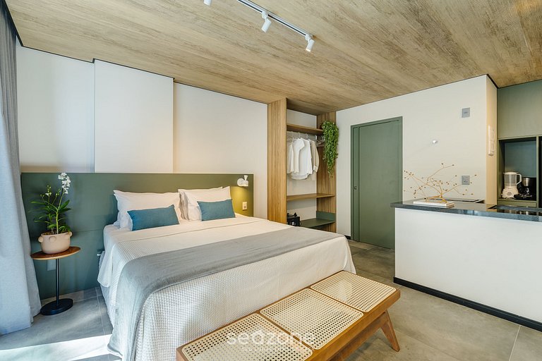 Estudio frente mar y vista lateral al mar NWT1005