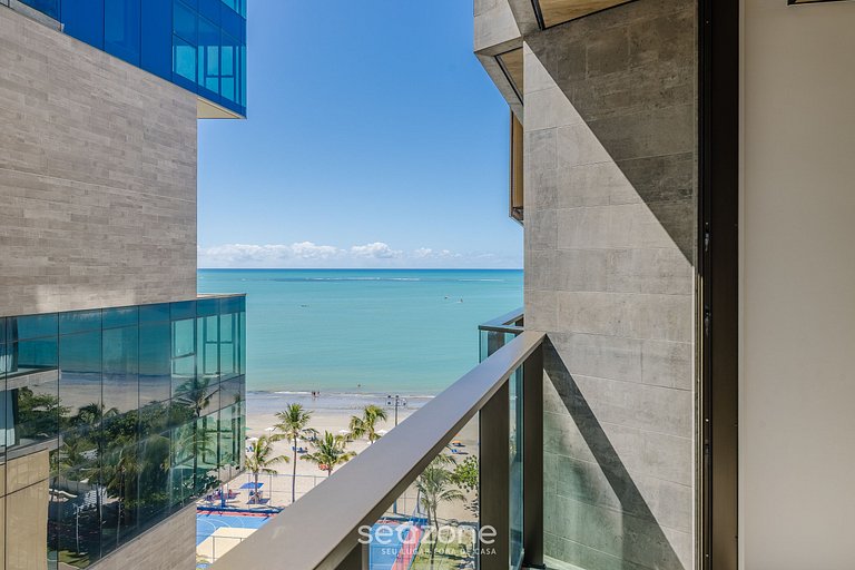 Estudio Moderno con Vista Lateral al Mar NWT1006