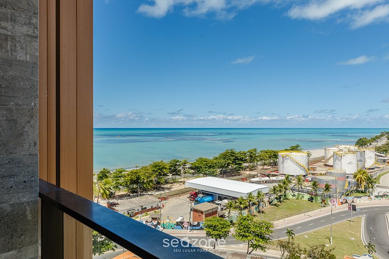 Estudio con balcón y vista lateral al mar NWT1021