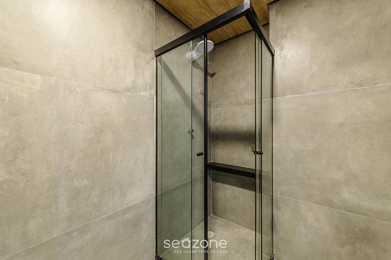 Studio c/ Varanda e Vista a 50m da Praia - NWT1022