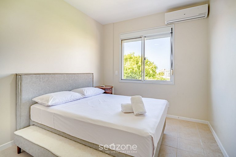 Apto c/ Churasq. a 50m da Praia RVG0207