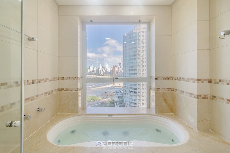 Apto 3Q c/ Vista Mar e Roda Gigante em BC BSD1501