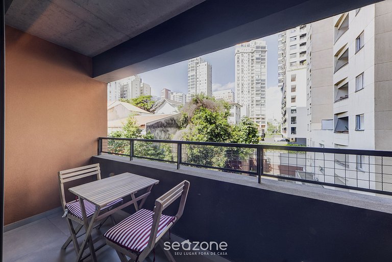 Studio c/ Varanda a 100m da PUC-Pompeia PUQ0208