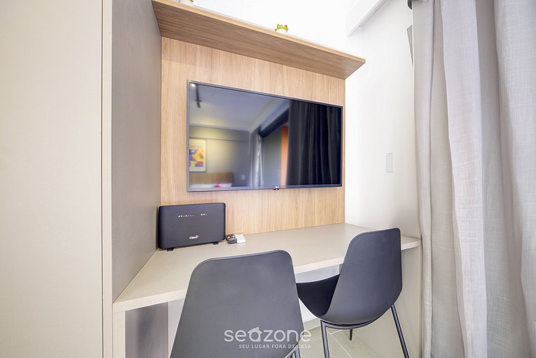 Studio c/ Varanda a 100m da PUC-Pompeia PUQ0208